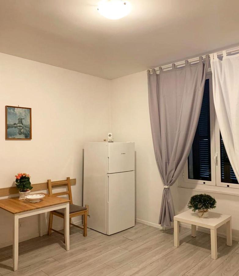 Savona Magnifico Sole Mare 150 M Wifi Climatcontrol Apartment Exterior photo